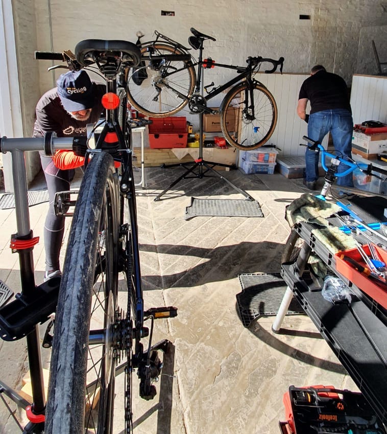 Cycling Remanufacturing Mechanics Dr Bike Refurbish